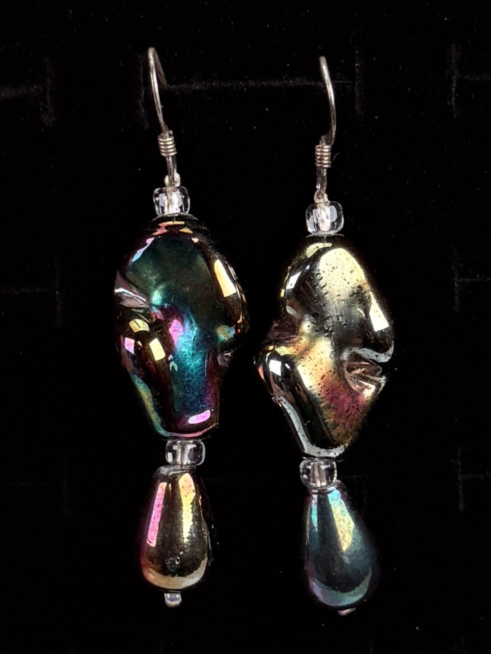 Interesting vintage Silvertone purpleish beaded drop angle earrings - Picture 7 of 7